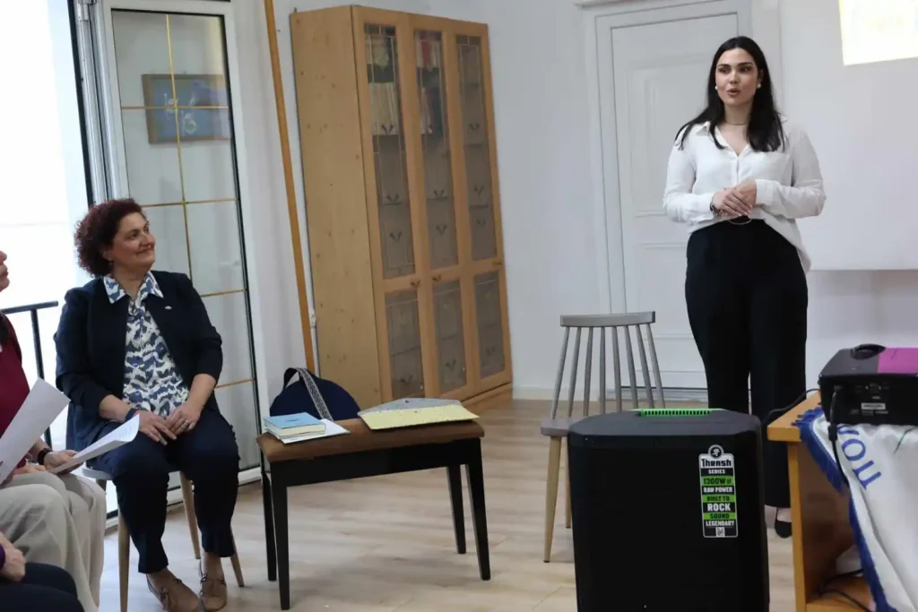 Η εκπρόσωπος του 4ου δημοτικού διαμερίσματος χαιρετίζει την εκδήλωση